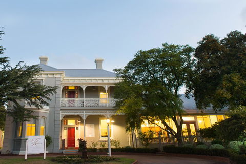 The Riversleigh - Redcliffe Tourism 23