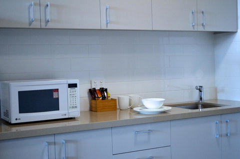 Mansfield Apartments - Redcliffe Tourism 10