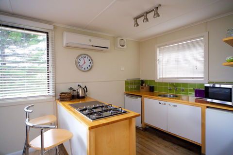 Healesville Apartments - Redcliffe Tourism 23