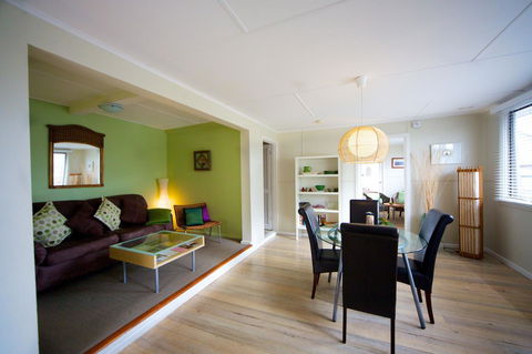 Healesville Apartments - Redcliffe Tourism 25