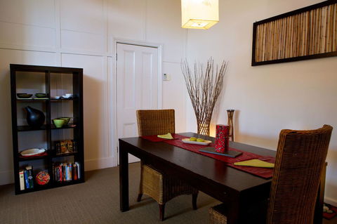 Healesville Apartments - Redcliffe Tourism 15
