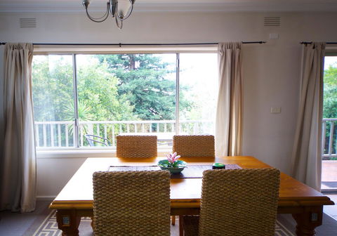 Healesville Apartments - Redcliffe Tourism 3