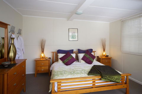 Healesville Apartments - Redcliffe Tourism 20