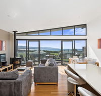 Beach and Reef - Redcliffe Tourism