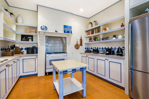 Edge17 Port Fairy Wharf - Redcliffe Tourism 5