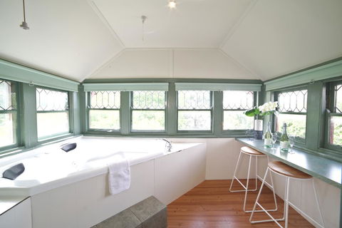 Ballarat Station Apartments - Redcliffe Tourism 5