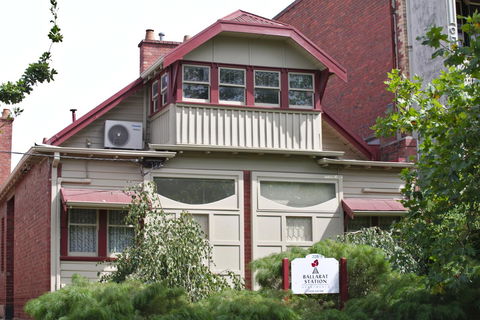 Ballarat Station Apartments - Redcliffe Tourism 3