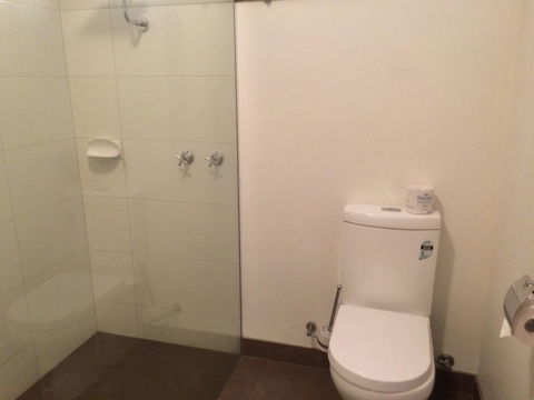 Ambassador Motor Inn - Redcliffe Tourism 18