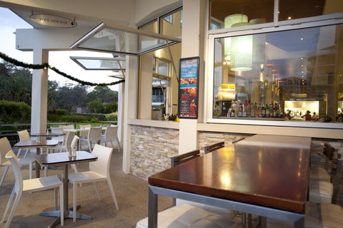 Ramada By Wyndham Marcoola Beach - Redcliffe Tourism 24