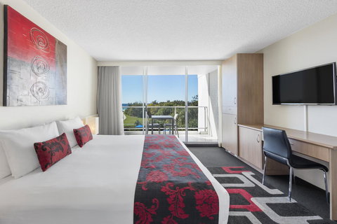 Ramada By Wyndham Marcoola Beach - Redcliffe Tourism 17