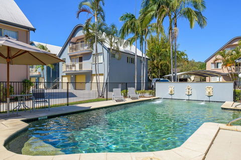 Rainbow Getaway Holiday Apartments - Redcliffe Tourism 13