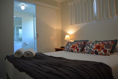 Rainbow Getaway Holiday Apartments - Redcliffe Tourism 38