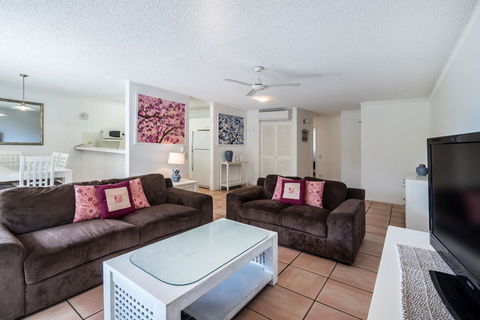 Sunseeker Holiday Apartments - Redcliffe Tourism 41