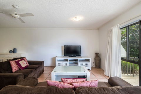 Sunseeker Holiday Apartments - Redcliffe Tourism 7
