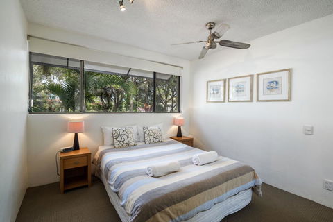 Sunseeker Holiday Apartments - Redcliffe Tourism 5