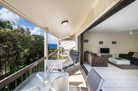 Sunseeker Holiday Apartments - Redcliffe Tourism 0