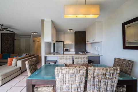 Sunseeker Holiday Apartments - Redcliffe Tourism 32