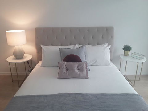 Sunseeker Holiday Apartments - Redcliffe Tourism 9
