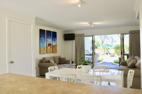 Beach Break - Redcliffe Tourism 14