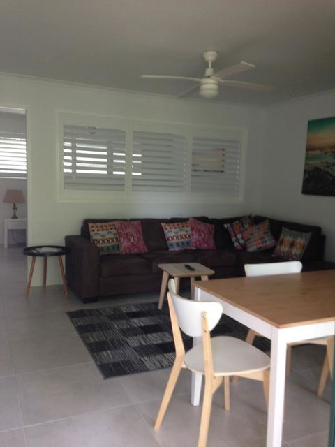Chez Noosa Resort Motel - Redcliffe Tourism 19