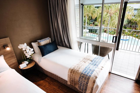 Mantra Club Croc - Redcliffe Tourism 26