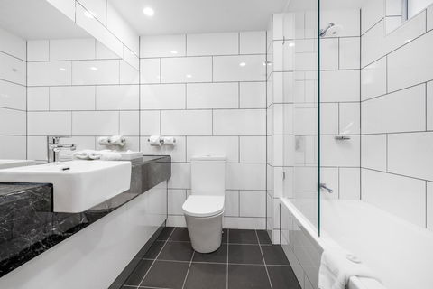 Hotel Grand Chancellor Palm Cove - Redcliffe Tourism 12