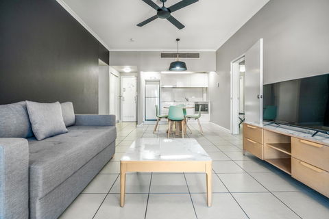 Hotel Grand Chancellor Palm Cove - Redcliffe Tourism 3