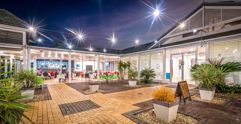 Hotel Grand Chancellor Palm Cove - Redcliffe Tourism 41