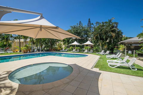 Noosa Harbour Resort - Redcliffe Tourism 2