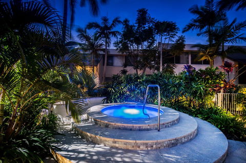Noosa Harbour Resort - Redcliffe Tourism 8