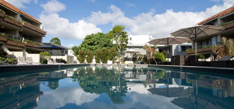 Hotel Laguna - Redcliffe Tourism 8
