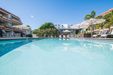 Hotel Laguna - Redcliffe Tourism 0