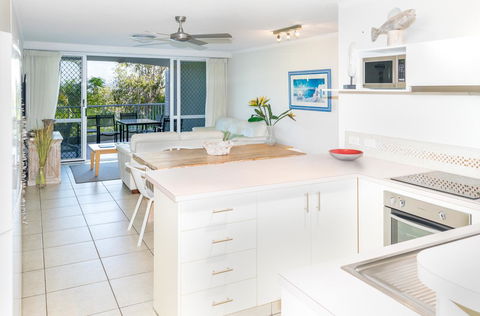 Noosa Hill Resort - Redcliffe Tourism 35