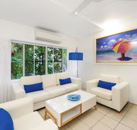By The Sea Port Douglas - Redcliffe Tourism