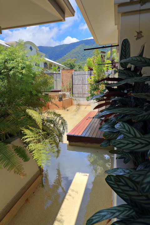 Mango Lagoon Sunbird Retreat - Redcliffe Tourism 24