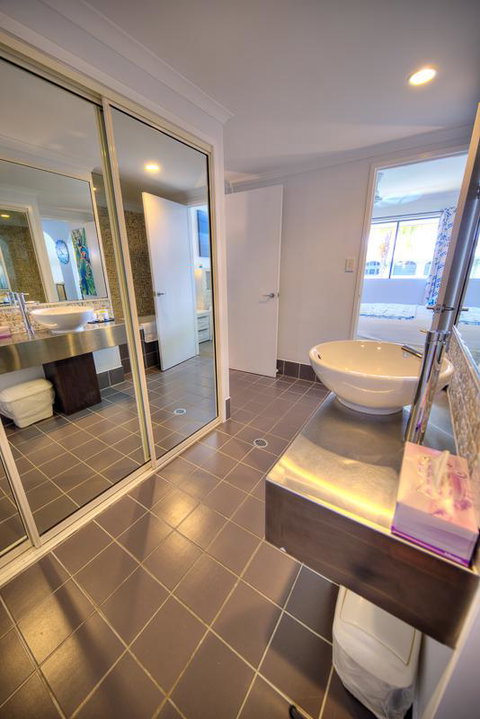 Mango Lagoon Sunbird Retreat - Redcliffe Tourism 16