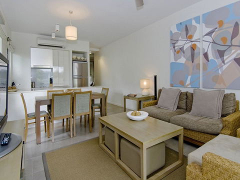 Beach Club Port Douglas Luxury Apartments - Redcliffe Tourism 2