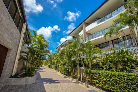 Mirage Whitsundays - Redcliffe Tourism 38