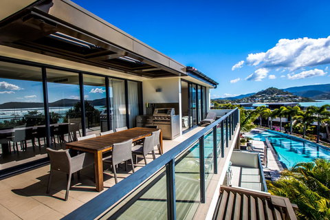 Mirage Whitsundays - Redcliffe Tourism 18
