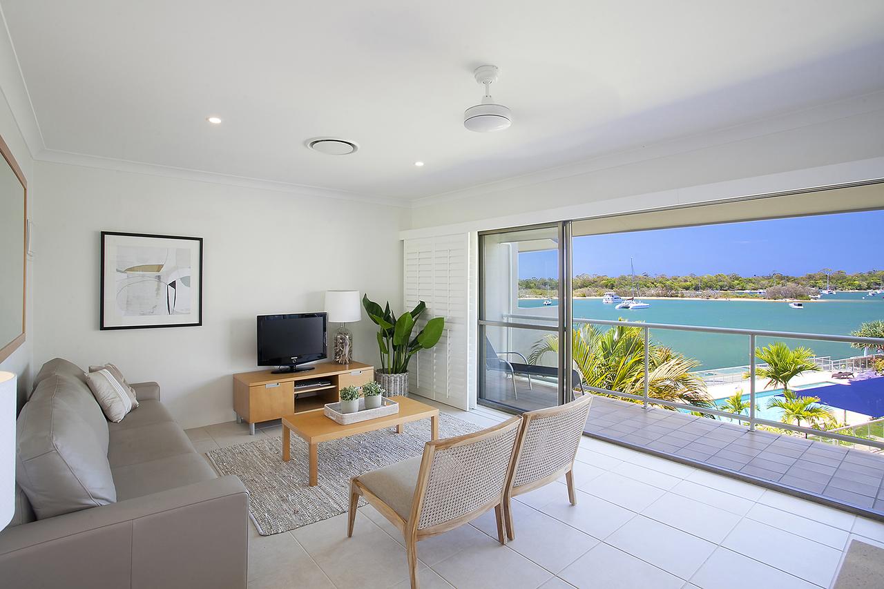  Redcliffe Tourism