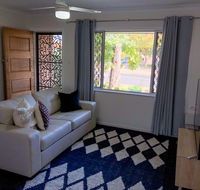Picnic Point Villas - Redcliffe Tourism