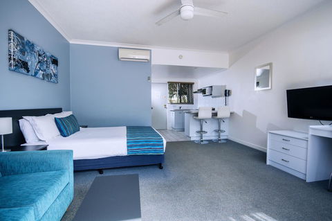 The Beach Motel Hervey Bay - Redcliffe Tourism 9