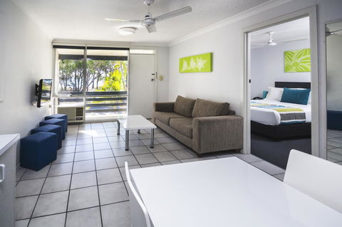 The Beach Motel Hervey Bay - Redcliffe Tourism 35