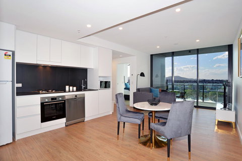 Brisbane One Apartments By CLLIX - Redcliffe Tourism 2