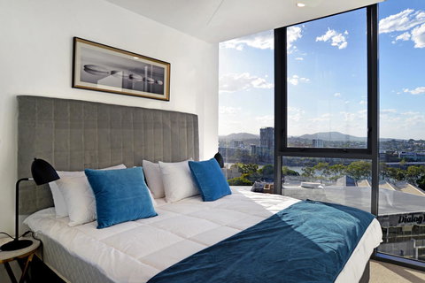 Brisbane One Apartments By CLLIX - Redcliffe Tourism 3