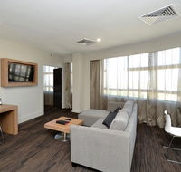 Hotel Grand Chancellor Townsville - Redcliffe Tourism