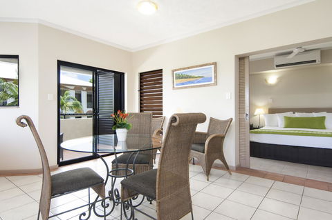 Regal Port Douglas - Redcliffe Tourism 14
