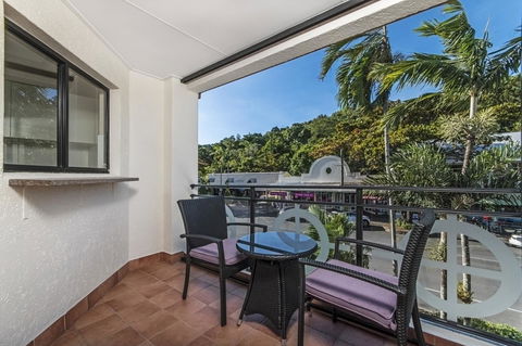 Regal Port Douglas - Redcliffe Tourism 11