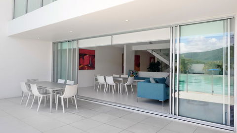Pool Resort Port Douglas - Redcliffe Tourism 4