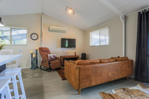Bed & Breakfast 1 Bedroom Guest House - Redcliffe Tourism 25